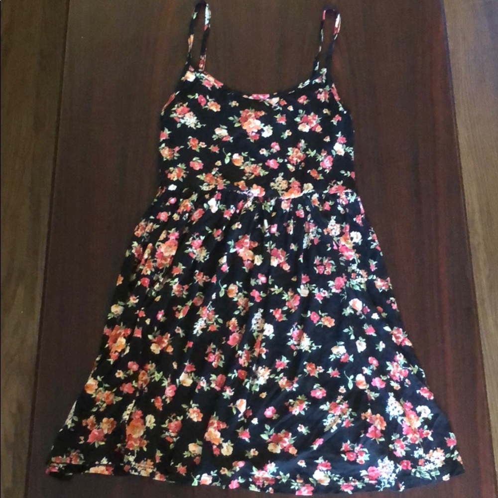 Floral pattern dress